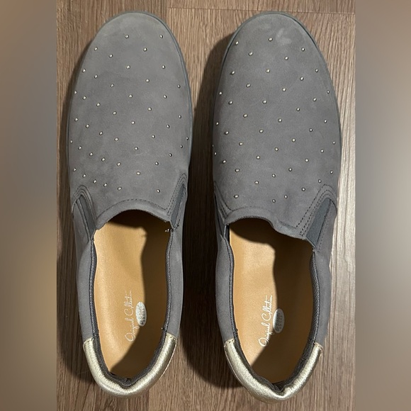 Dr Scholls grey suede gold studded sneakers - Picture 2 of 12